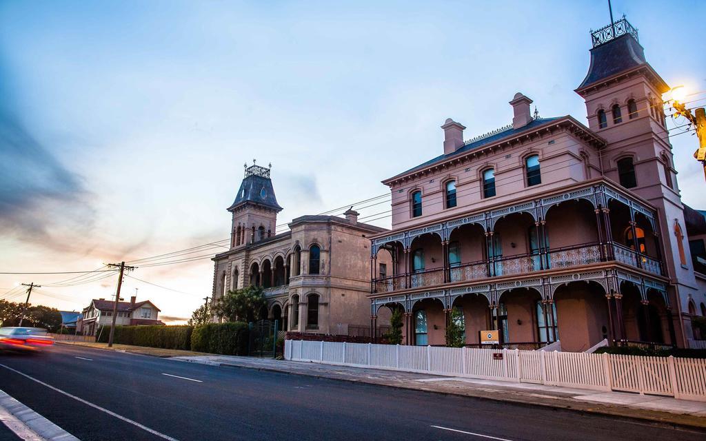 Point Lonsdale Holiday Apartments (Adults Only) Queenscliff Buitenkant foto